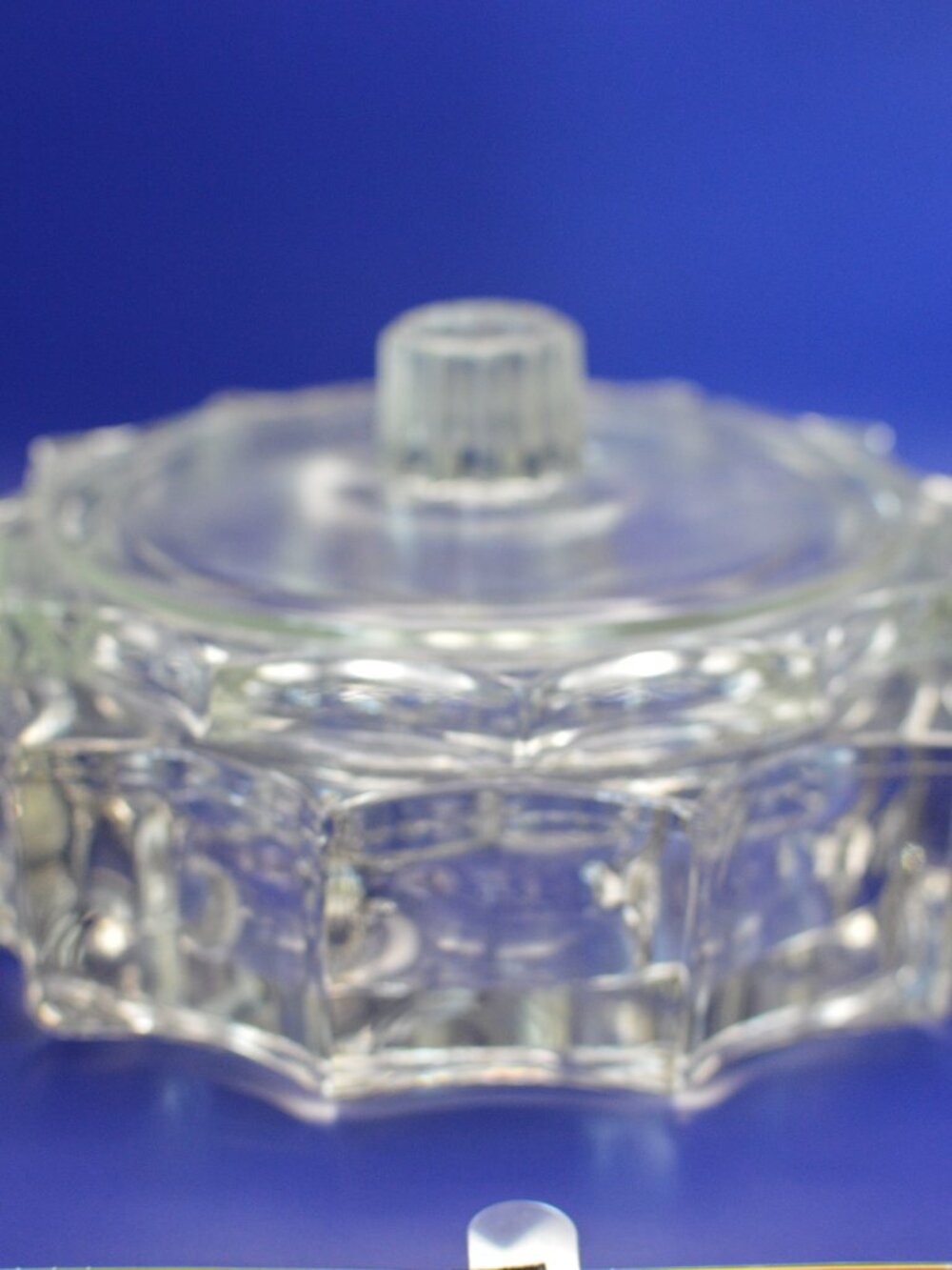 Clear Round Vintage-Inspired Glass Dish with Lid
